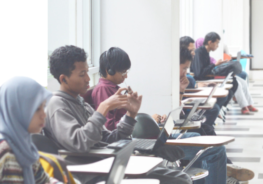 kuis | kuis untuk mahasiswa | kuis sebagai media evaluasi pembelajaran