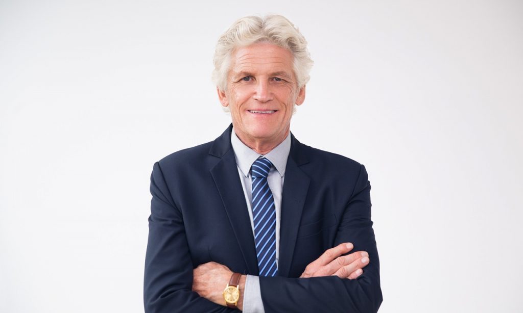 usia pensiun dosen swasta