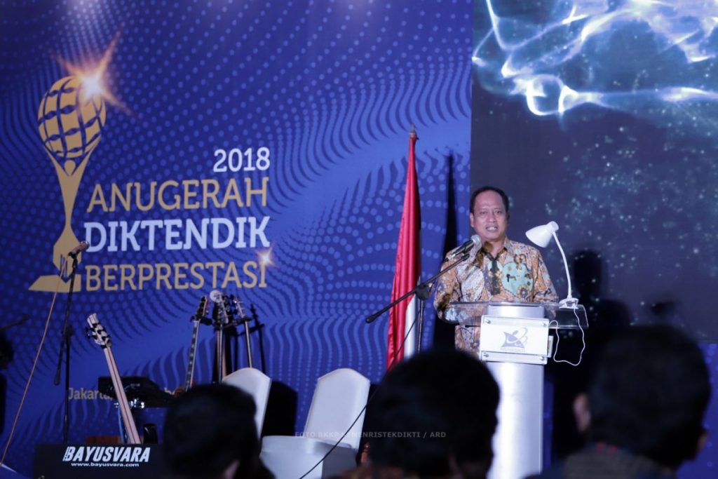 Ini Apresiasi Kemenristekdikti untuk Tenaga Pendidik Berprestasi