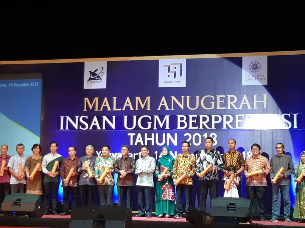 Berkat KKN PPM, Rachmat A. Sriwijaya Raih Anugerah Insan Berprestasi UGM 2018