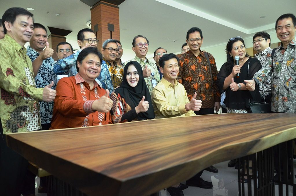 politeknik industri furnitur