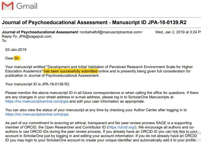 Tugas penulis korespondensi yaitu berkomunikasi via email dengan pengelola jurnal