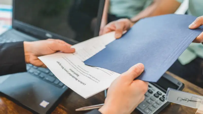 Hibah International Science Partnerships Fund