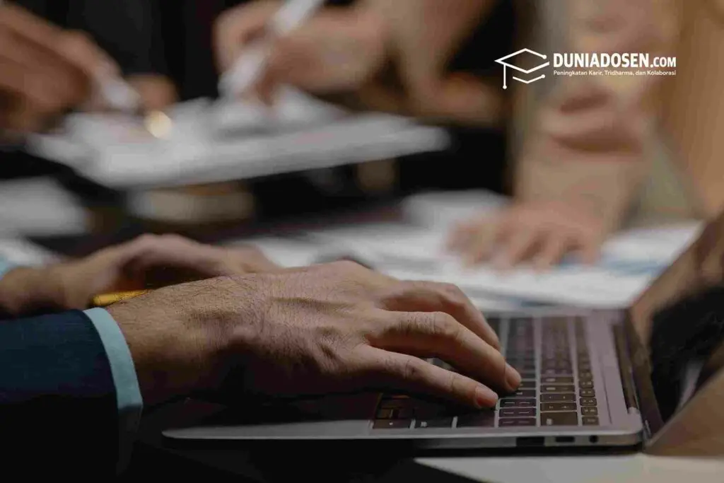 apa-itu-sister-dosen